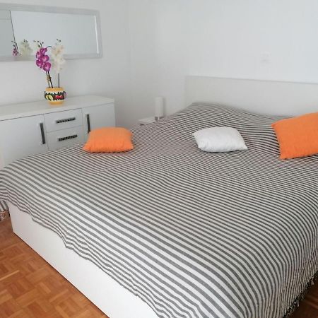 Apartman Petra Pula Exteriér fotografie