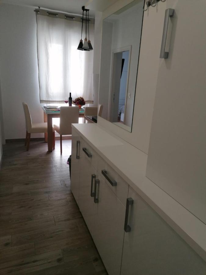 Apartman Petra Pula Exteriér fotografie