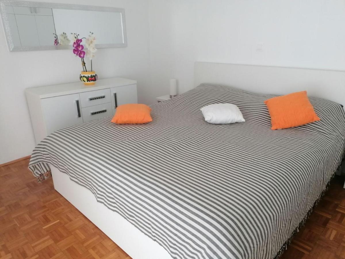 Apartman Petra Pula Exteriér fotografie